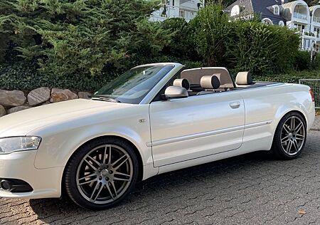 Audi A4 3.0 TDI (DPF) tiptr. quattro Cabriolet -