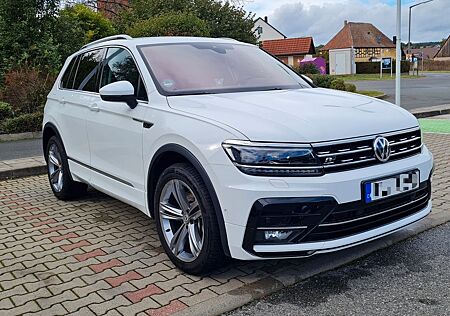 VW Tiguan Volkswagen 2.0 TSI DSG 4MOTION R-Line HUD,DigiTacho