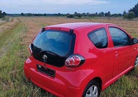 Toyota Aygo (X) Aygo (X) 1,0 -