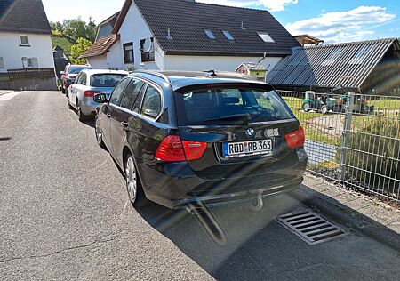 BMW 320d xDrive Touring -
