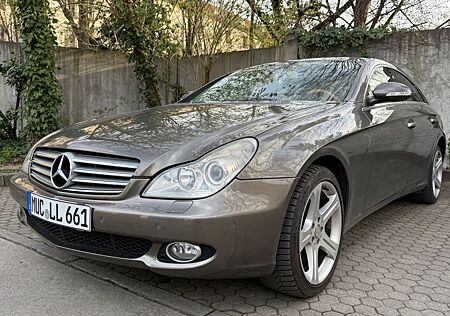 Mercedes-Benz CLS 350 CGI LUFTFEDERUNG SITZBEL. NAVI PDC.