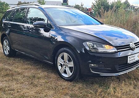VW Golf Volkswagen VII Kombi Highline*2.HD*Bi-Xenon*Alcant*Nav