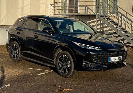 MG EHS 1.5 T PHEV Luxury