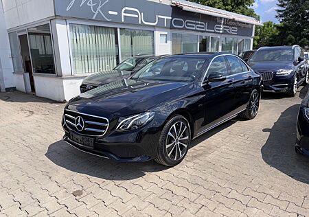 Mercedes-Benz E 300 E 300e Lim.|1.Hand|T-Leder|AHKschwenkbar|Kamera|