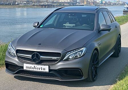 Mercedes-Benz C 63 AMG