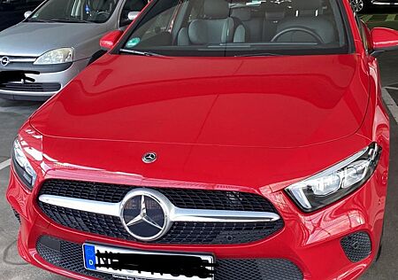 Mercedes-Benz A 180 - Automatic - Benzin - 2019