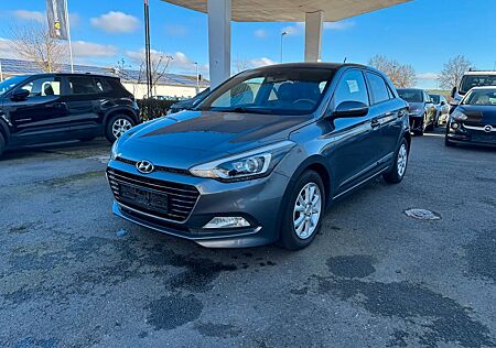 Hyundai i20 blue Passion