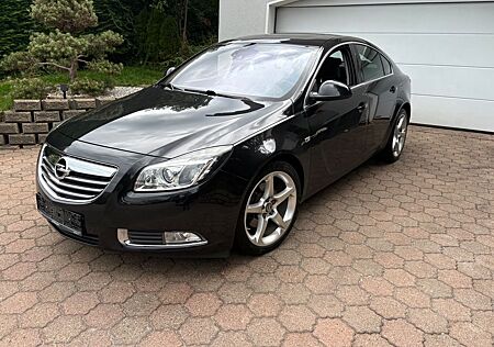 Opel Insignia A Lim. Sport,8x,ALU,AHK,2.HAND,Tüv 1-27