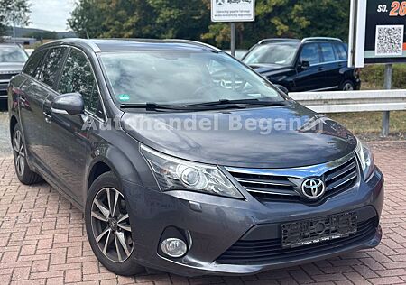 Toyota Avensis Kombi NAVI/R-KAM/SHZ/TEMP