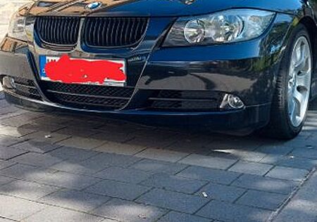 BMW 325xi touring -