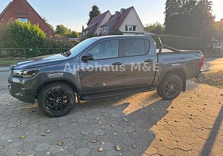 Toyota Hilux 2.8 Invincible MY25*Bügel+Rollo+AHK