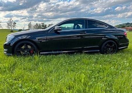 Mercedes-Benz C 250 Sport Coupé Autom. Sport
