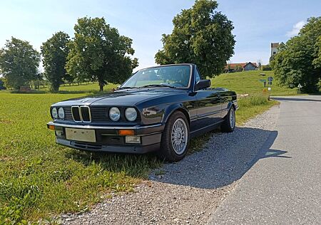 BMW 325i E30 Cabrio Chrommodell originaler Zustand