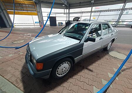 Mercedes-Benz 190