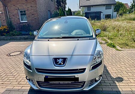 Peugeot 5008 1,6 Business-Line HDi FAP 160 Automatik...