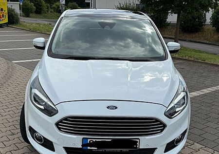 Ford S-Max 2,0 EcoBoost 176kW Business Ed Automat...