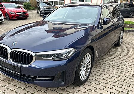 BMW 530 e Tour.*Pano*M-Sport Lenkrad*AHK*RFK*LED