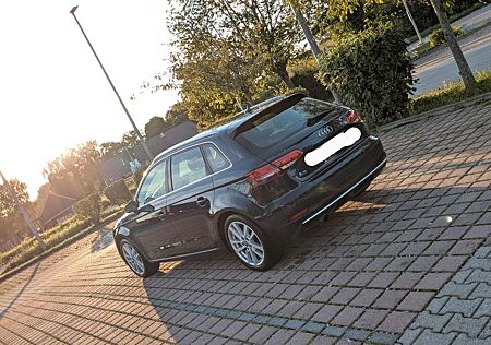 Audi A3 1.0 TFSI sport Sportback sport