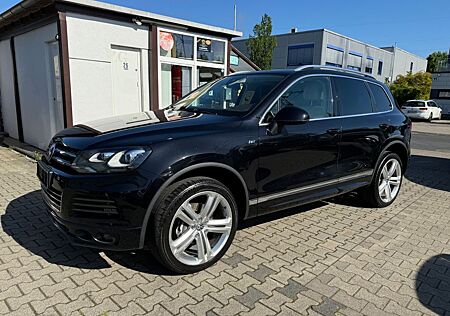 VW Touareg Volkswagen V6 TDI BMT*AHK*ACC*PANO*DYNAUDIO*R-Line*