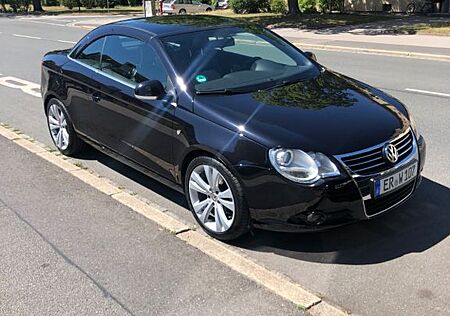 VW Eos Volkswagen 2.0 FSI Individual | Hardtop | Top gepflegt