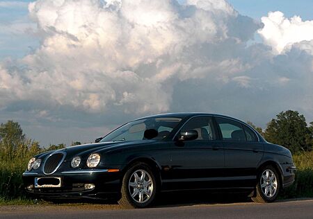 Jaguar S-Type gebraucht kaufen Jaguar S-Type 4.2 L V8 Executive