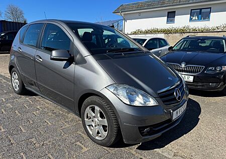 Mercedes-Benz A 180 CDI ° Bluetooth° TÜV Neu° Navi°