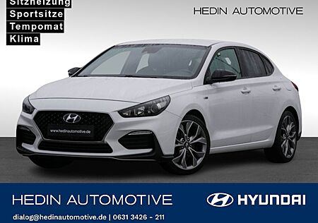 Hyundai i30 1.4 T-GDI Fastback N-line SHZ+Carplay+Tempom