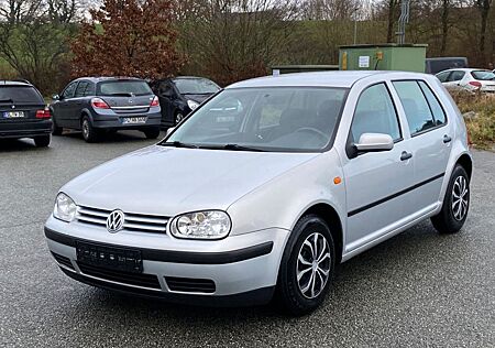 VW Golf Volkswagen 1.6 Auto Comfortline Automatik Tüv 06.2027