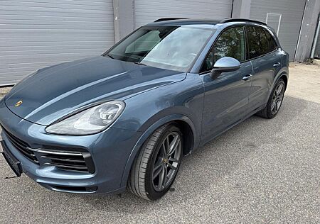 Porsche Cayenne Pano LUFT LED CarPlay Memory