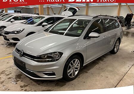 VW Golf Volkswagen Var. 1.6d Comfort NAVI/SHZ/PDC/AHK/8FACH