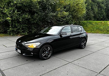 BMW 116i - Automatik / Sitzh / Bluetooth / Kette Neu