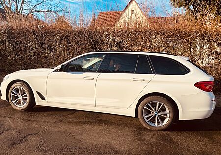 BMW 520d xDrive Touring A - Sportline