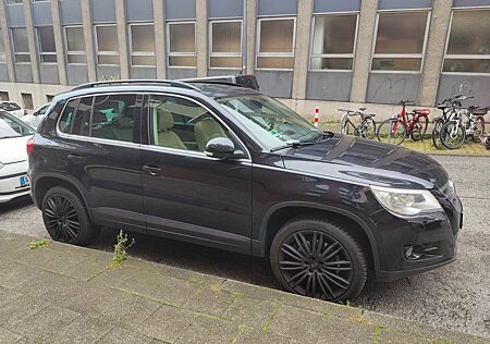 VW Tiguan Volkswagen |Neuer TÜV | 1.4 TSI 4MOTION Sport &Style