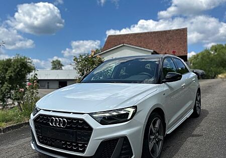 Audi A1 2xS-Line/Automatik/Carplay/uvm