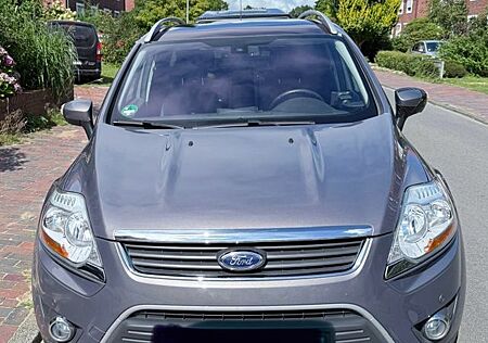 Ford Kuga 2,0 TDCi 4x4 103kW Titanium Titanium