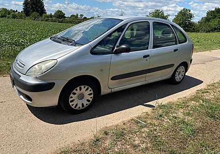 Citroën Xsara Picasso 1.6 16V Tüv12/2025