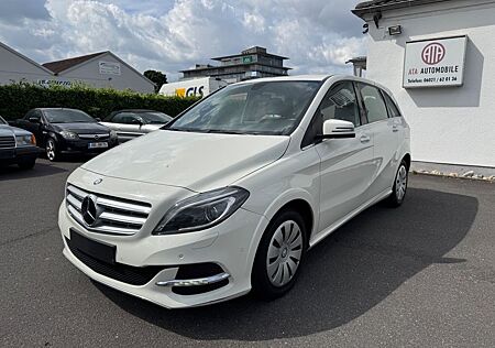 Mercedes-Benz B 200 c NGD~Navi~Kamera~Bi-Xenon~PDC