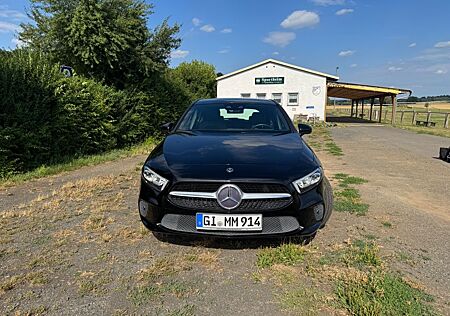 Mercedes-Benz A 180 -