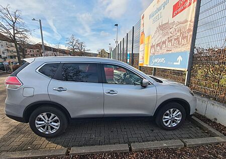 Nissan X-Trail TÜV AHK KLIMAANLAGE 7 SITZER