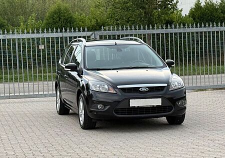 Ford Focus Turnier 1.6 Style +