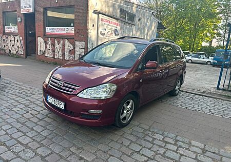 Toyota Avensis Verso 2.0 7-Sitzer auto.