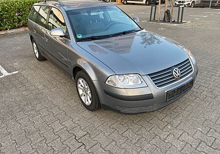 VW Passat Variant Volkswagen Trendline