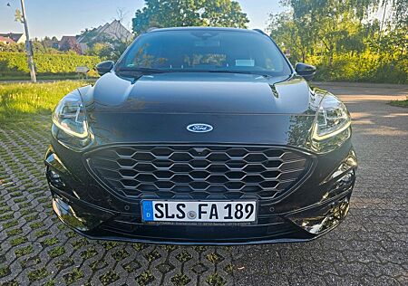 Ford Kuga Hybrid ST-Line X