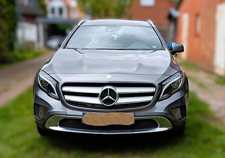 Mercedes-Benz GLA 200 Urban