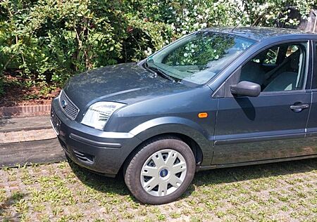 Ford Fusion 1.4 16V TÜV neu kupplungsatz neu