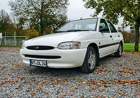 Ford Escort 1.6i 16V