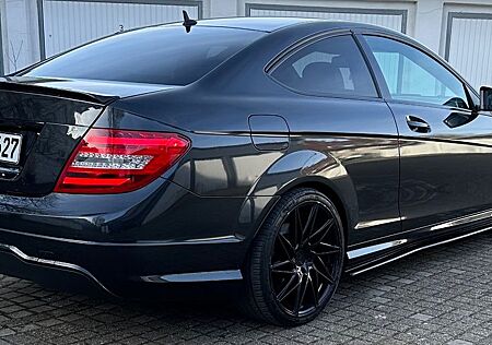 Mercedes-Benz C 250 CDI Sport Coupé Autom. Sport