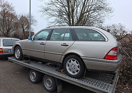 Mercedes-Benz C 250 TDT Schaltgetriebe Turbodiesel Klima TÜV