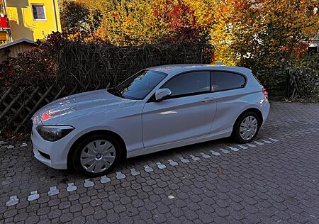 BMW 114i -