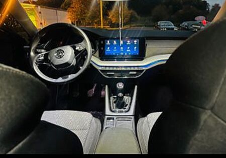 Skoda Octavia 1.5 TSI ACT AMBITION COMBI AMBITION